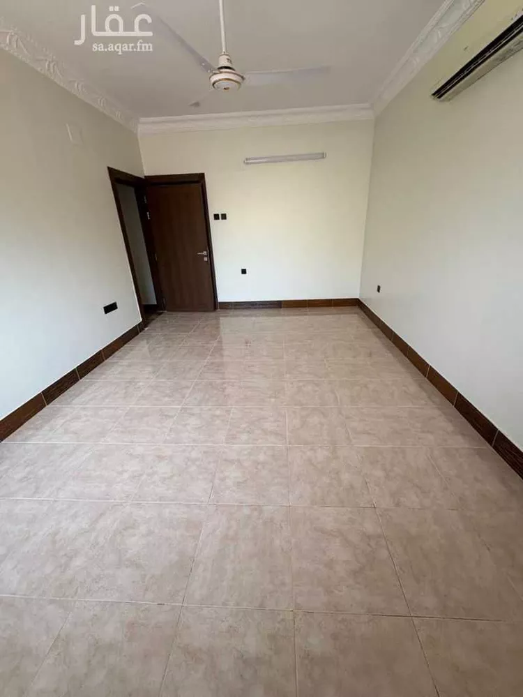 عمارة للبيع في شارع إبراهيم النصير, حي الملز, مدينة الرياض, منطقة الرياض صورة 3
