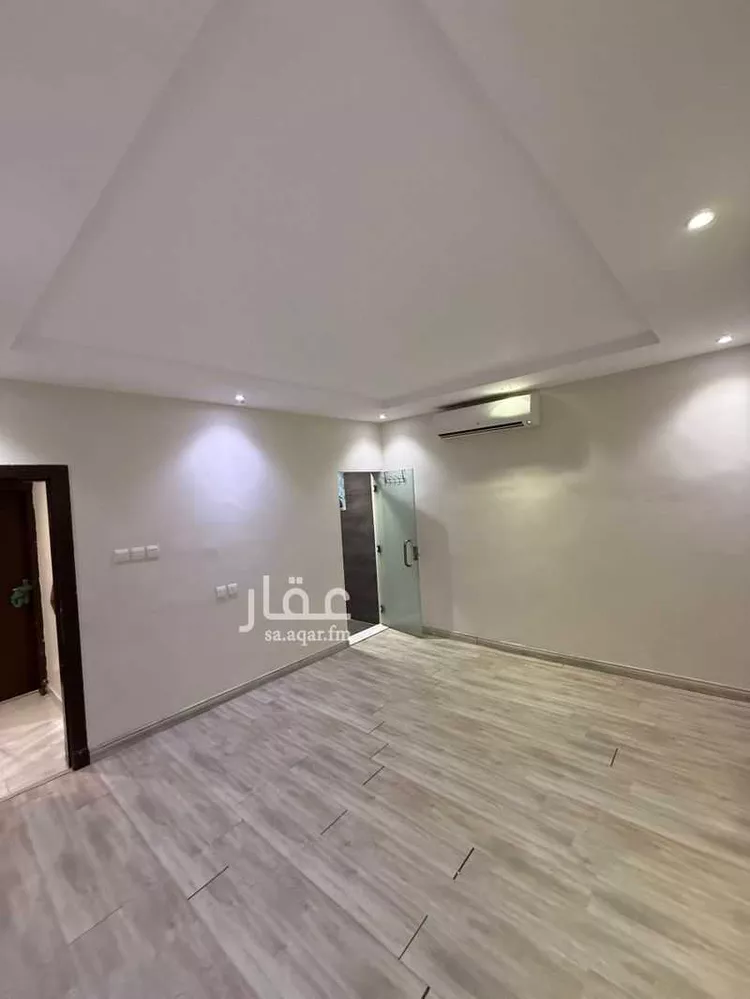 دور للإيجار في شارع جندب بن كعب, حي الضباط, مدينة الرياض, منطقة الرياض صورة 4