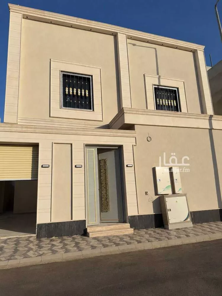 دور للبيع في شارع العام, حي الجنادرية, مدينة الرياض, منطقة الرياض صورة 3