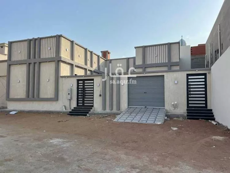 دور للبيع في شارع عبيدة بن الحارث, حي النعيم, مدينة رابغ, منطقة مكة المكرمة