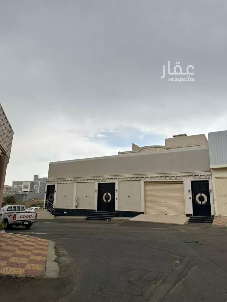 فيلا للبيع في شارع ابي موسى الاشعري, حي الزاوية, مدينة خميس مشيط, منطقة عسير صورة 3