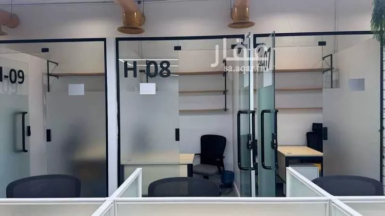 مكتب تجاري للإيجار في شارع صيدا, حي الدريهمية, مدينة الرياض, منطقة الرياض صورة 2