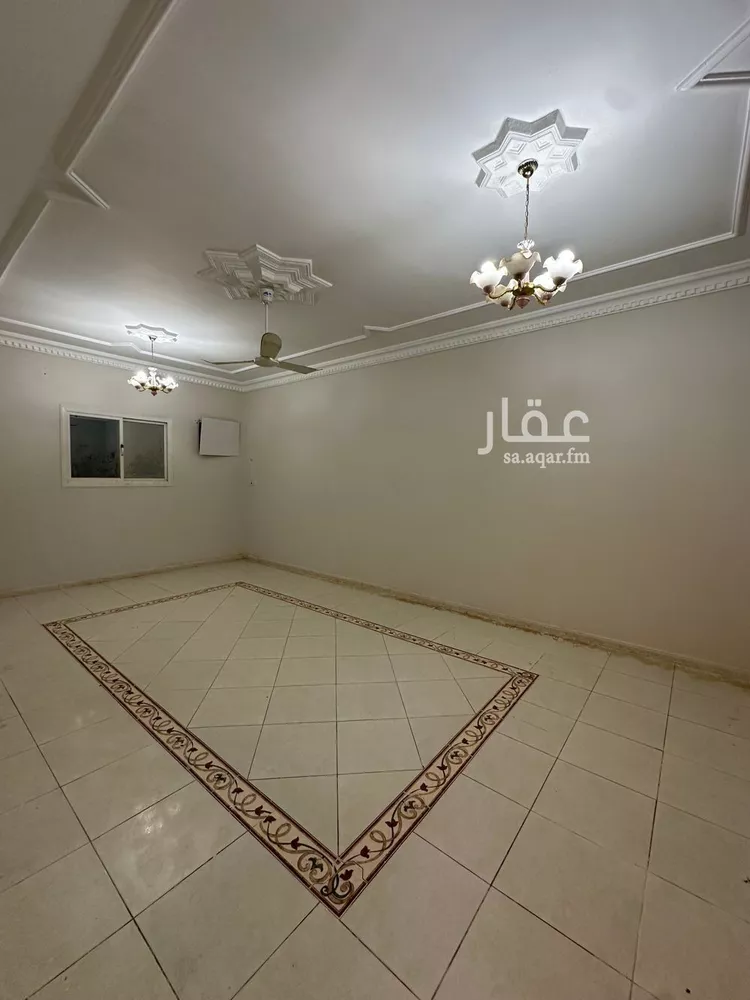 شقة للإيجار في شارع بلال بن رباح, حي البلدة القديمة, مدينة تبوك, منطقة تبوك