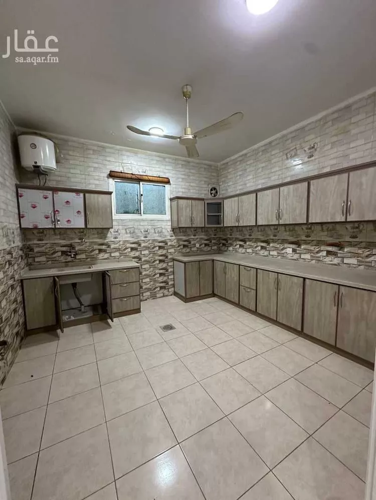 شقة للإيجار في شارع اليقين, حي الورود, مدينة تبوك, منطقة تبوك صورة 5