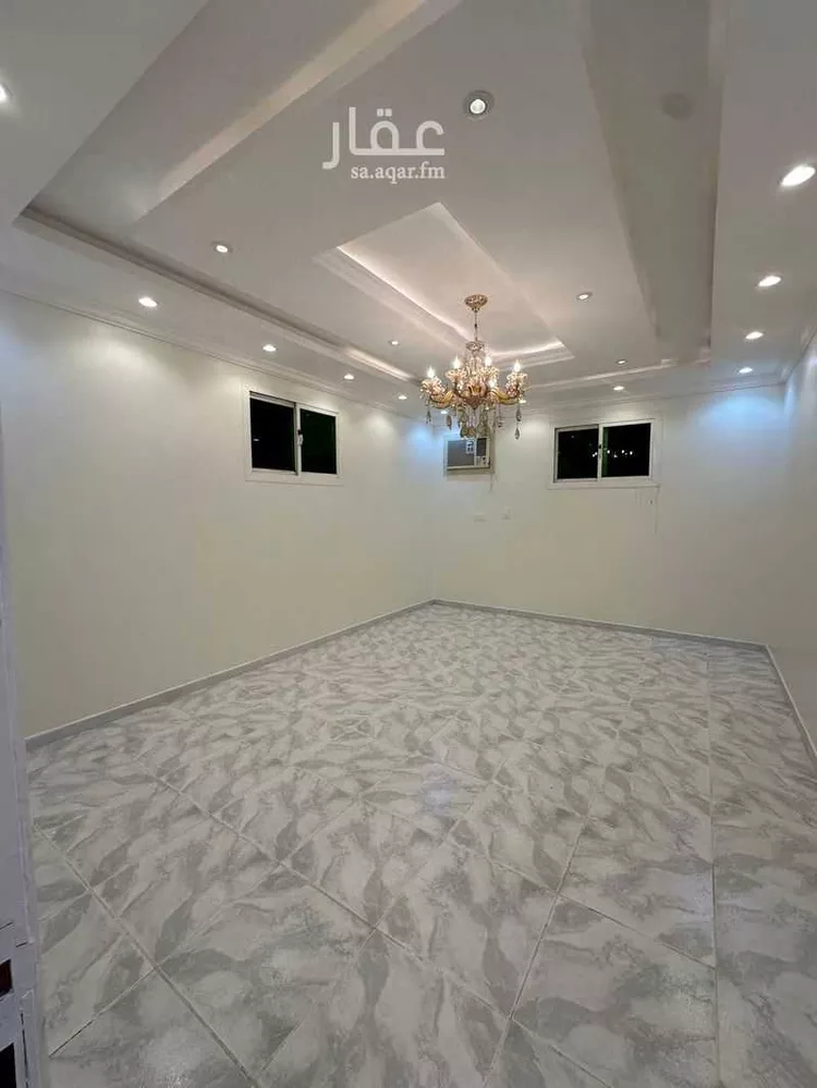 شقة للإيجار في شارع اليقين, حي الورود, مدينة تبوك, منطقة تبوك صورة 2