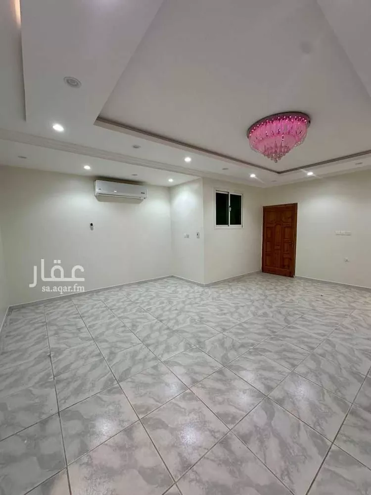شقة للإيجار في شارع اليقين, حي الورود, مدينة تبوك, منطقة تبوك 9