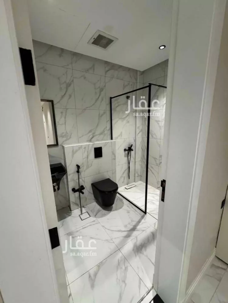 فيلا للإيجار في شارع إبراهيم البلالي, حي الملقا, مدينة الرياض, منطقة الرياض صورة 3