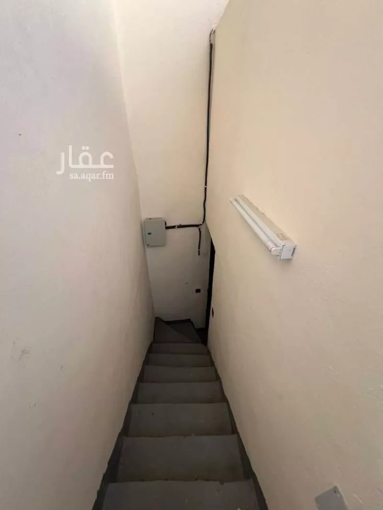 فيلا للإيجار في شارع 22197790, حي الصالحية, مدينة الرياض, منطقة الرياض صورة 3