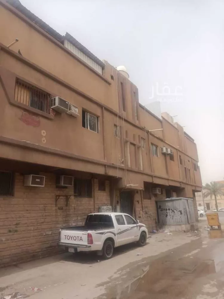 عمارة للبيع في شارع سوار بن همام ، حي غبيرة ، الرياض ، منطقة الرياض صورة 2