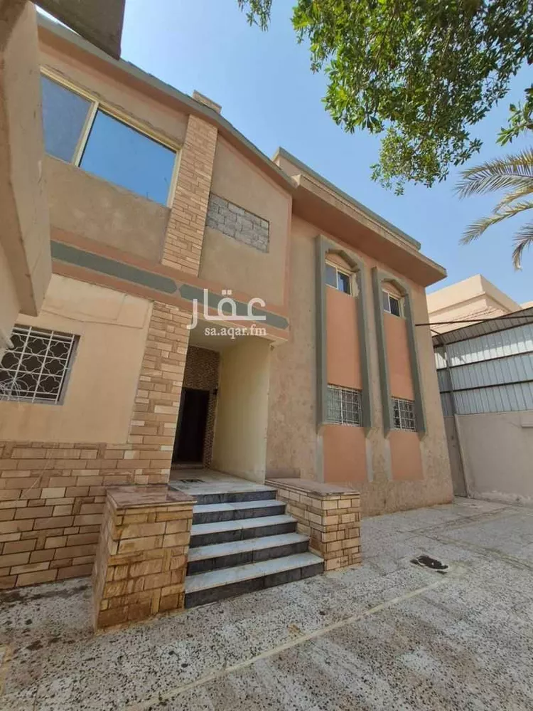فيلا للبيع في شارع عياض اليحصبي, حي السويدي, مدينة الرياض, منطقة الرياض صورة 2