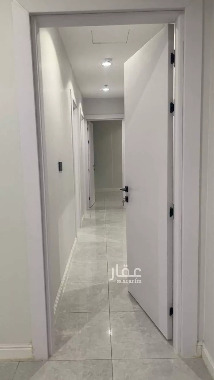 شقة للإيجار في شارع طلحة بن عثمان ، حي مطار الملك خالد الدولي ، الرياض ، منطقة الرياض صورة 3