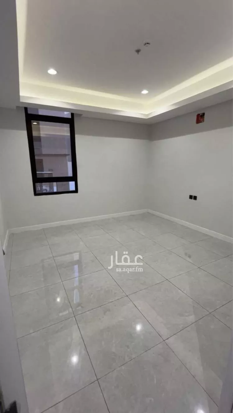شقة للإيجار في شارع طلحة بن عثمان ، حي مطار الملك خالد الدولي ، الرياض ، منطقة الرياض