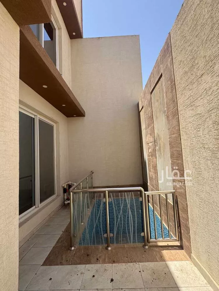 فيلا للبيع في شارع عبد الله بن أعين, حي الفاخرية, مدينة عنيزة, منطقة القصيم صورة 3