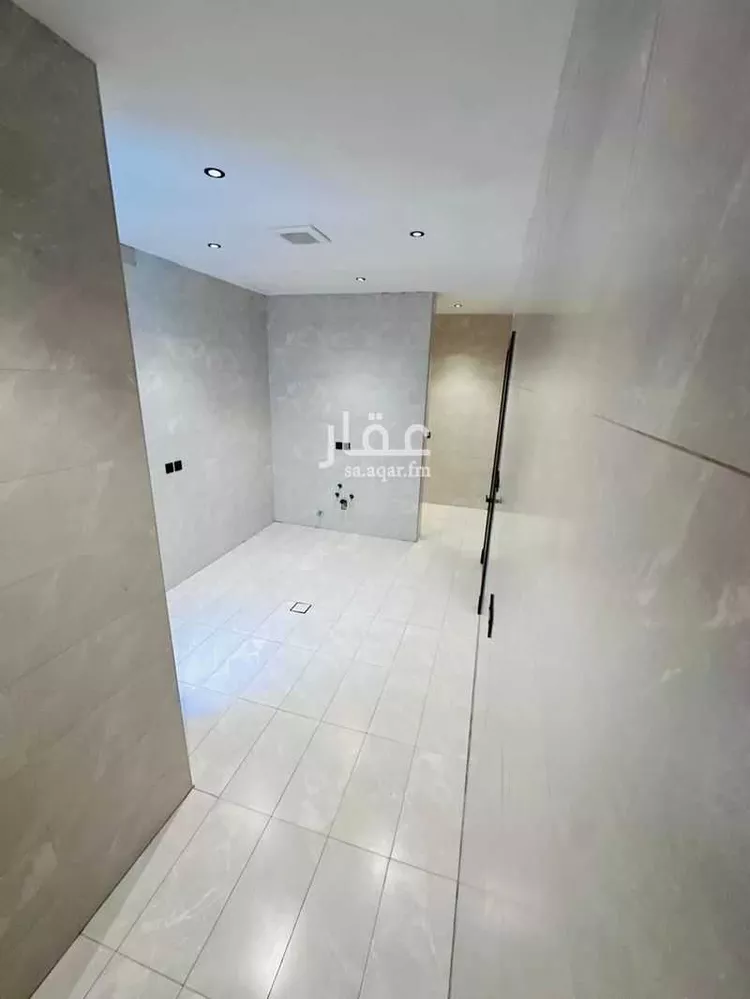 Floor for Sale in Riyadh Badr 10