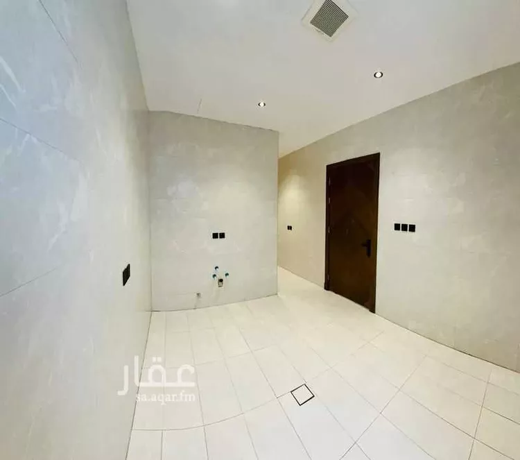 Floor for Sale in Riyadh Badr 14