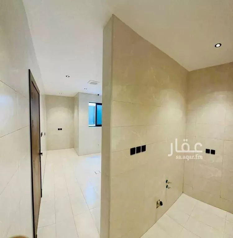 Floor for Sale in Riyadh Badr 15
