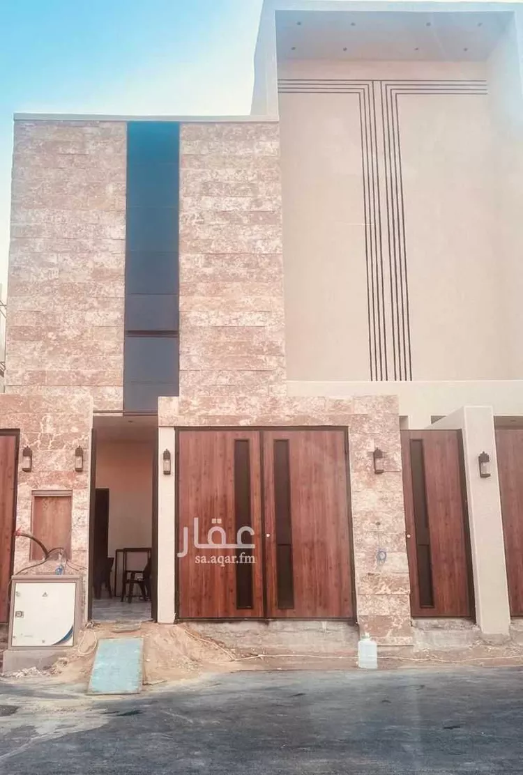دور للبيع في شارع الرسالة, حي بدر, مدينة الرياض, منطقة الرياض صورة 3