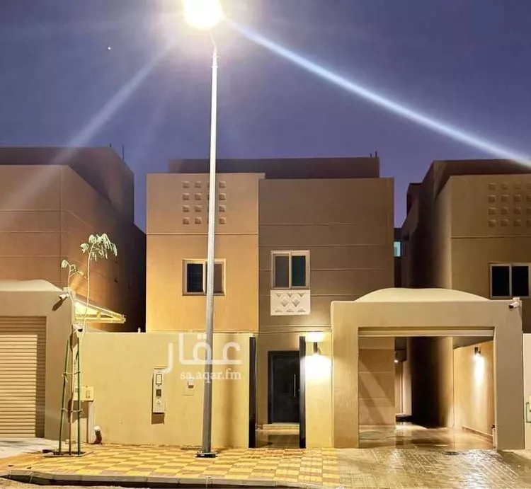 فيلا للبيع في شارع إبراهيم الموسكي, حي مطار الملك خالد الدولي, مدينة الرياض, منطقة الرياض