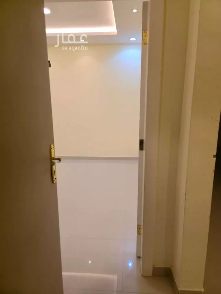 شقة للإيجار في شارع طاهر النويري, حي عكاظ, مدينة الرياض, منطقة الرياض صورة 2