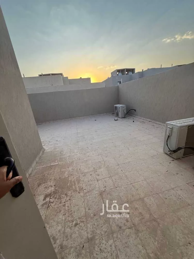 شقة للإيجار في شارع محمد بن المحدث ، حي بدر ، الرياض ، منطقة الرياض صورة 5