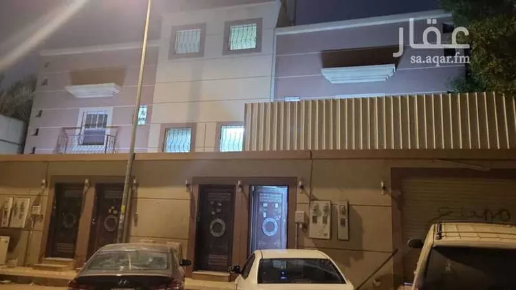 فيلا للبيع في شارع الذرة, حي العزيزية, مدينة الرياض, منطقة الرياض صورة 3