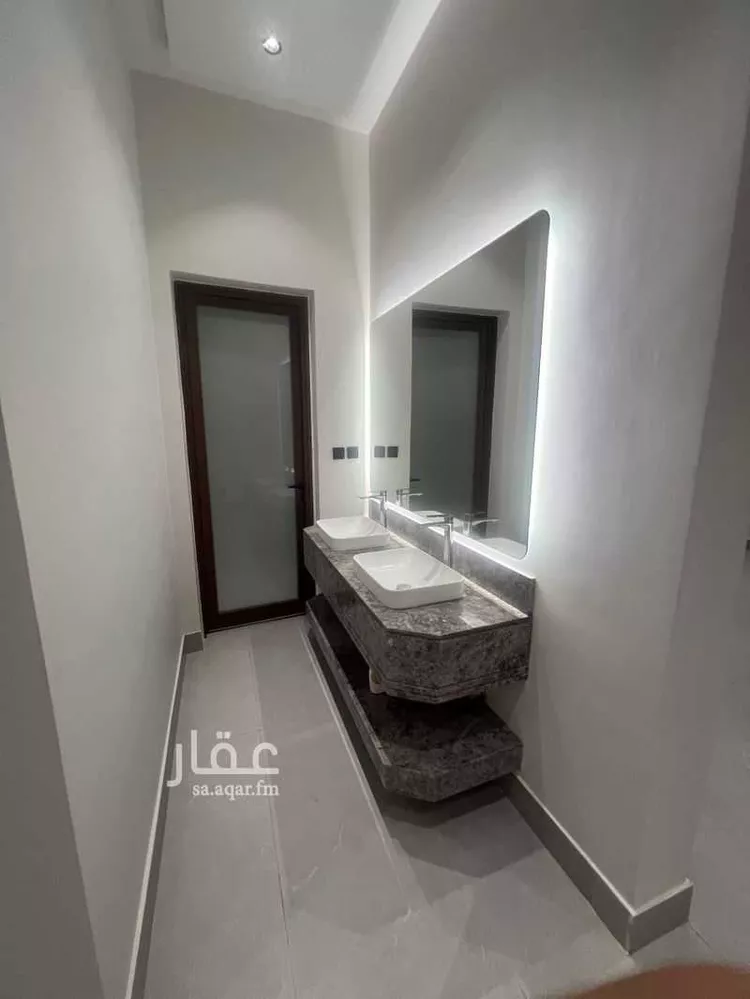 عمارة للبيع في شارع ناصر الحصام, حي المروة, مدينة الرياض, منطقة الرياض صورة 4