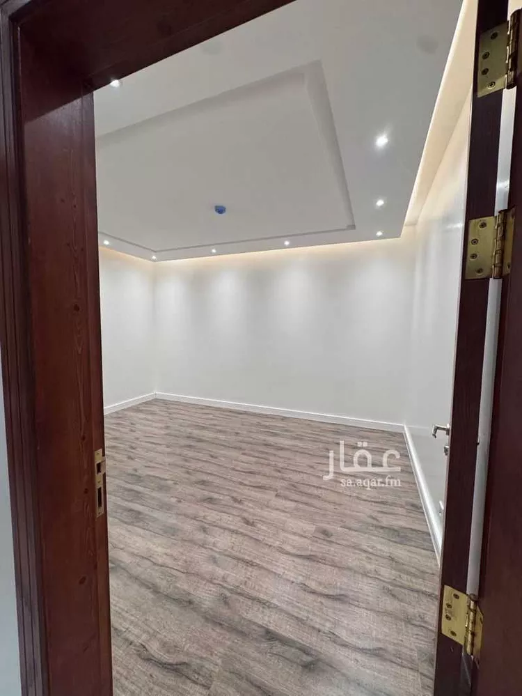 Building for Rent in Jeddah As Sahil 6