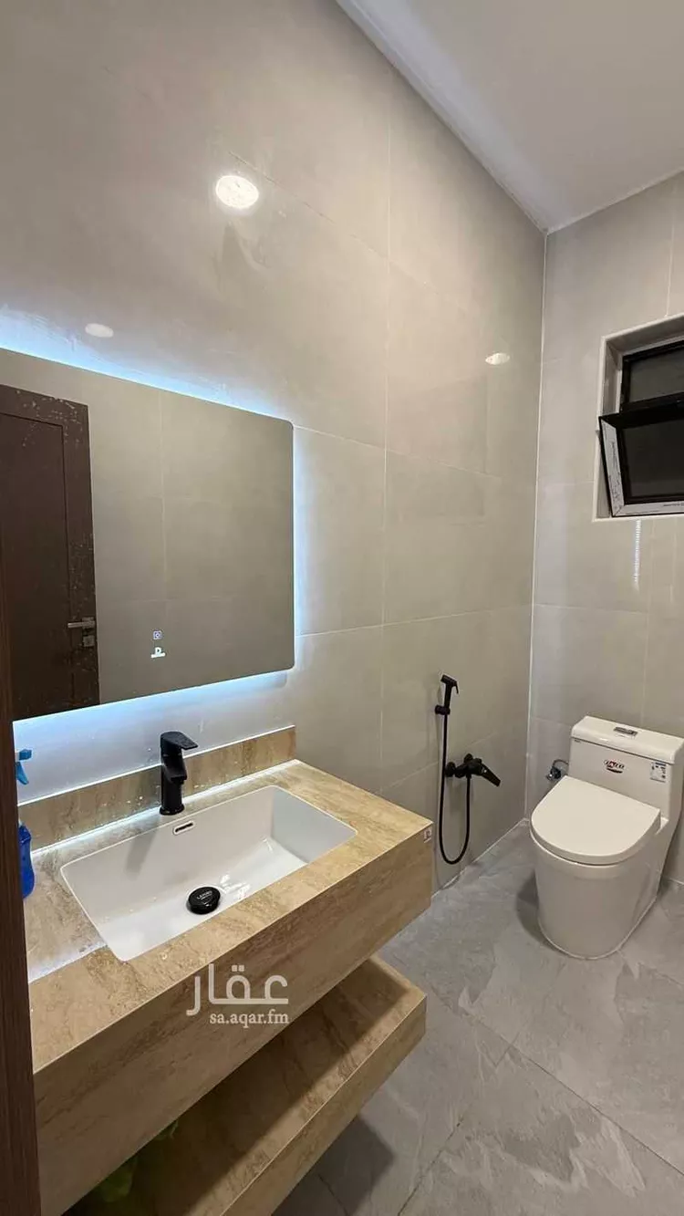 شقة للإيجار في شارع عبد الرحمن بن عبد القاري, حي المهندسين, مدينة الاحساء, المنطقة الشرقية