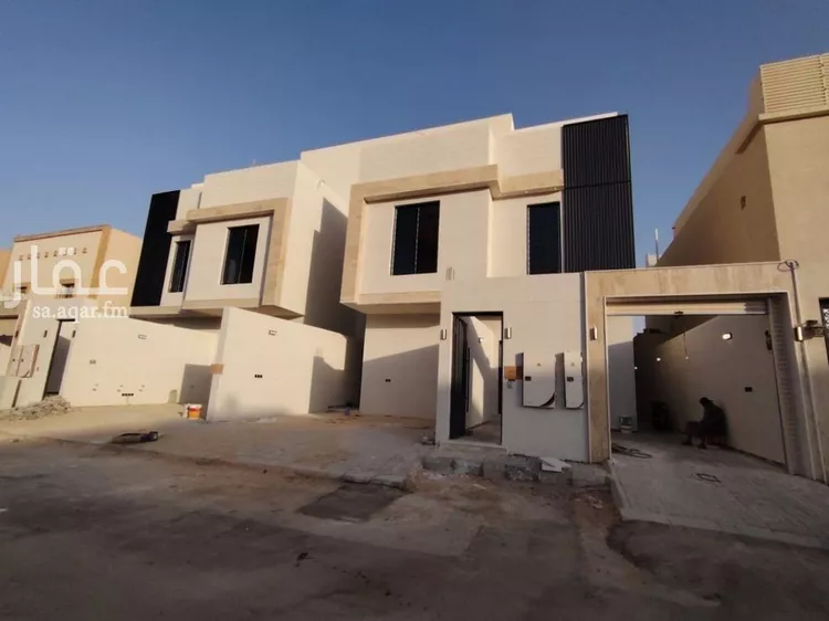 دور للبيع في شارع عبدالله بن أحمد, حي العريجاء الغربي, مدينة الرياض, منطقة الرياض