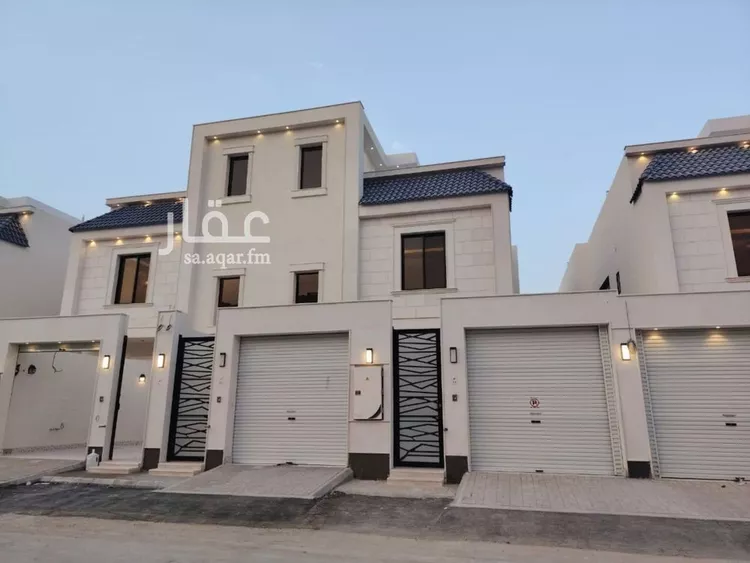 دور للبيع في شارع السخاء, حي بدر, مدينة الرياض, منطقة الرياض صورة 3