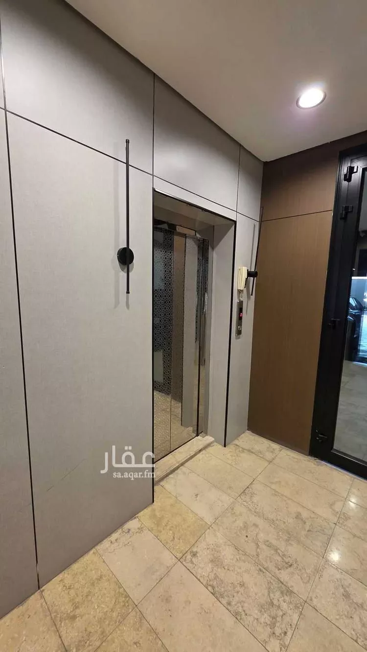 شقة للإيجار في شارع مدائن صالح, حي الحمراء, مدينة الخبر, المنطقة الشرقية 15