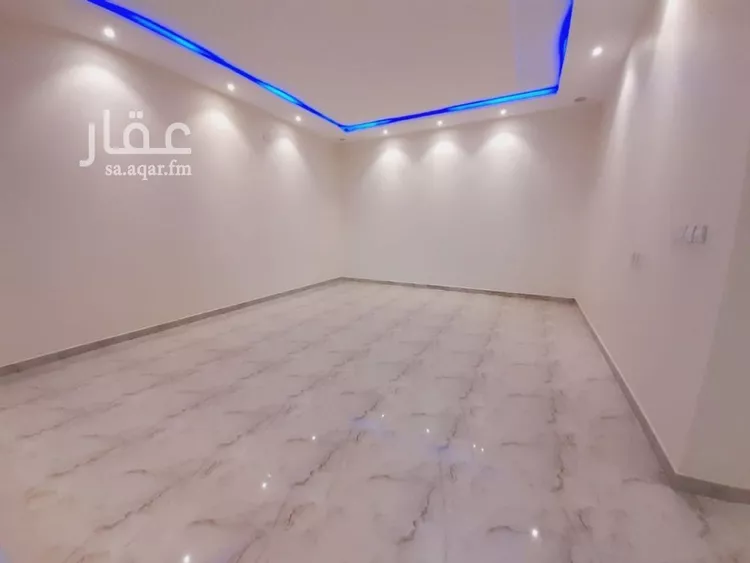 فيلا للبيع في شارع رقم 409, حي ظهرة لبن, مدينة الرياض, منطقة الرياض صورة 3