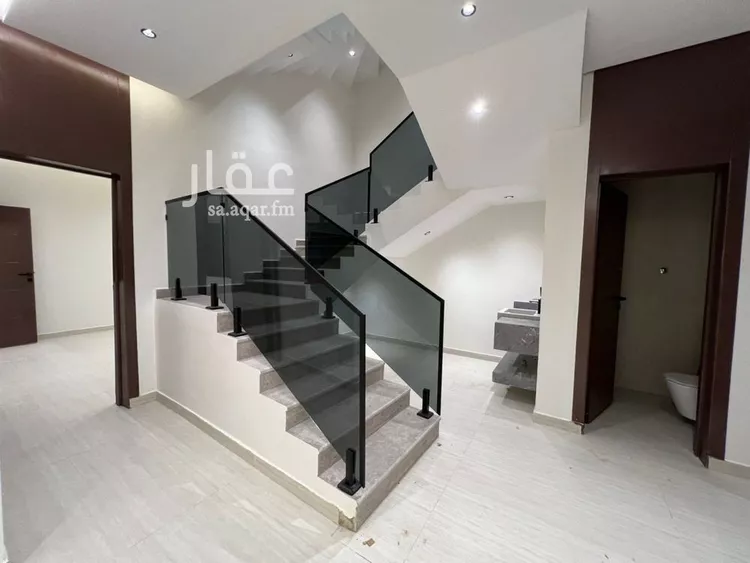 فيلا للبيع في شارع رقم 32, حي ظهرة لبن, مدينة الرياض, منطقة الرياض صورة 3