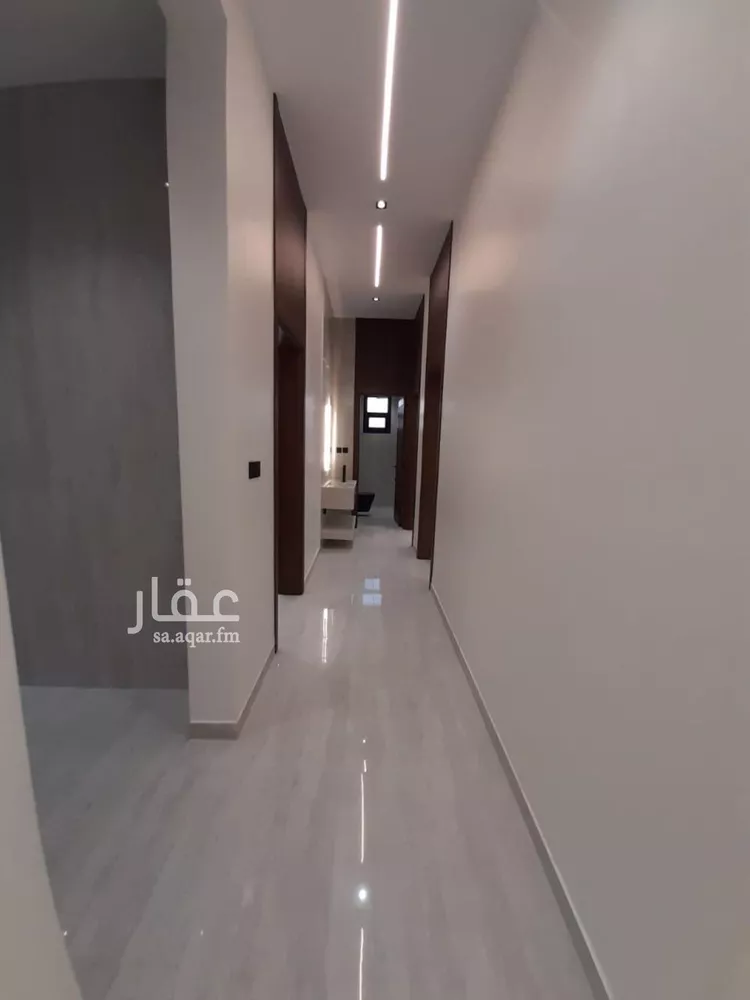 فيلا للبيع في شارع النقيل, حي ظهرة لبن, مدينة الرياض, منطقة الرياض صورة 4