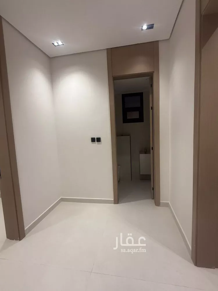 فيلا للبيع في شارع رقم 409, حي ظهرة لبن, مدينة الرياض, منطقة الرياض صورة 5