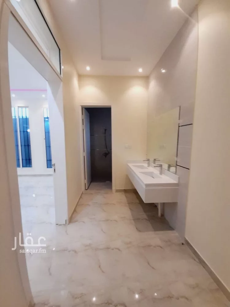 فيلا للبيع في شارع رقم 409, حي ظهرة لبن, مدينة الرياض, منطقة الرياض صورة 5