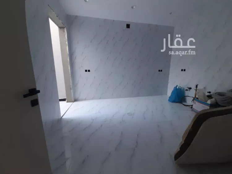 فيلا للبيع في شارع رقم 409, حي ظهرة لبن, مدينة الرياض, منطقة الرياض صورة 5