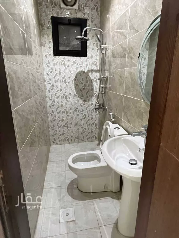 عمارة للإيجار في شارع خديجه بنت خويلد, حي البوادي, مدينة جدة, منطقة مكة المكرمة صورة 5