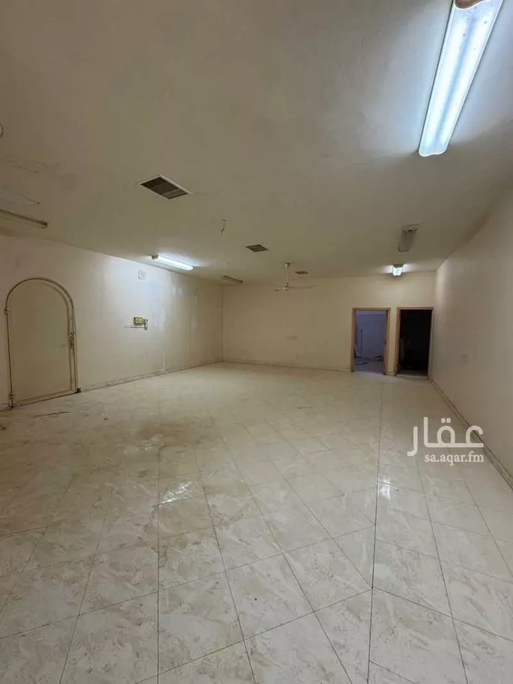 استراحة للبيع في شارع الفارابي ، رياض الخبراء ، رياض الخبراء صورة 4