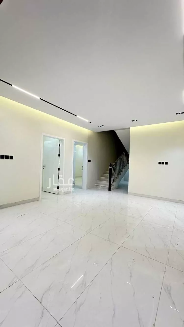 فيلا للبيع في شارع محمود بن الفضل, حي بدر, مدينة الدمام, المنطقة الشرقية