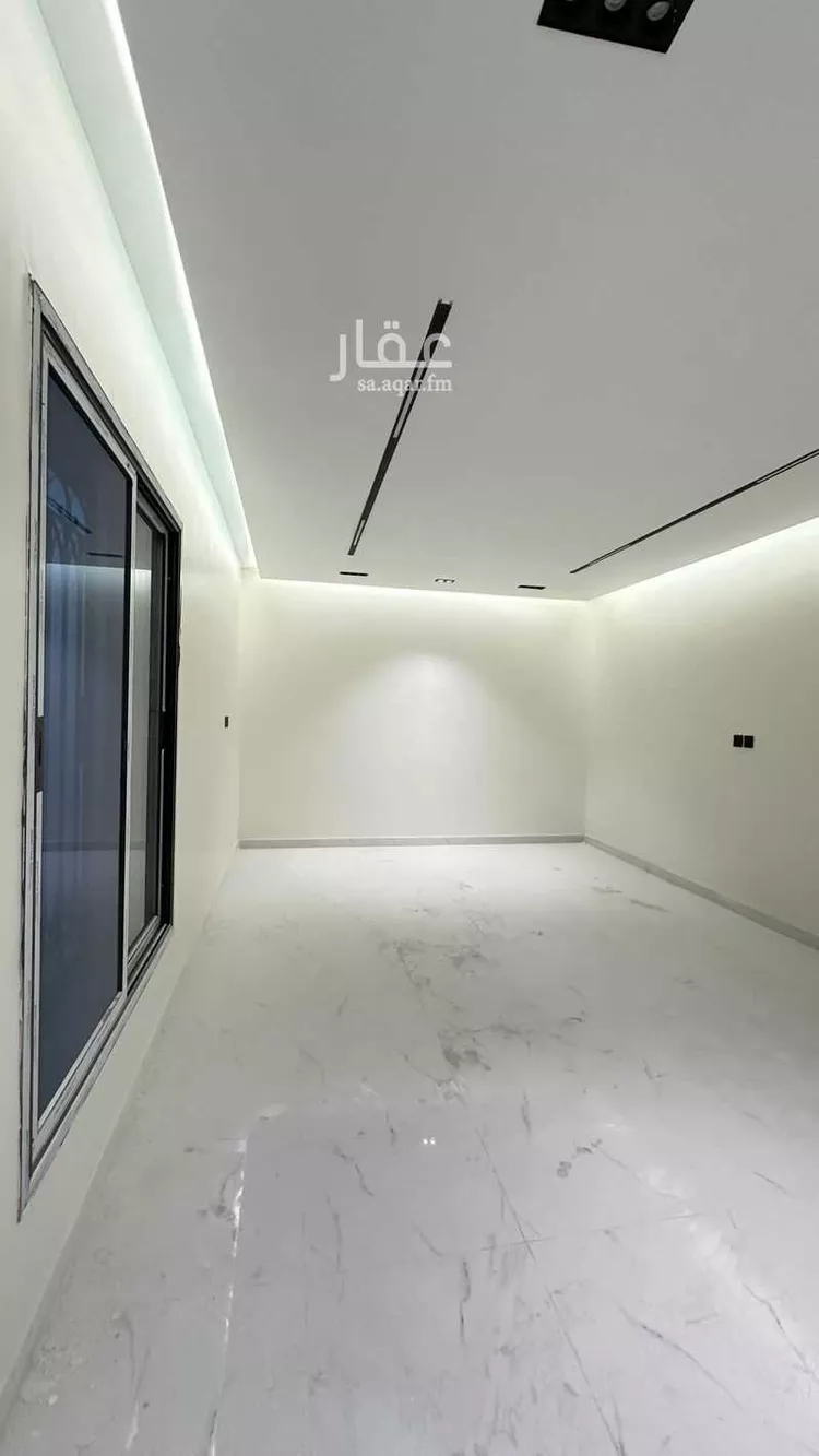 فيلا للبيع في شارع كعب بن الخزرج, حي أحد, مدينة الدمام, المنطقة الشرقية صورة 3