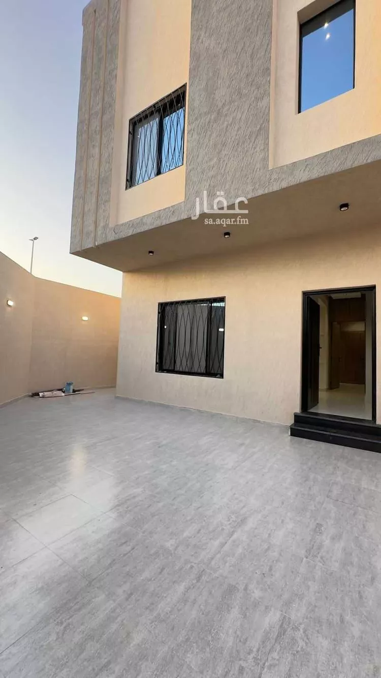 فيلا للبيع في شارع ادريس بن العباس, حي ضاحية الملك فهد, مدينة الدمام, المنطقة الشرقية صورة 4