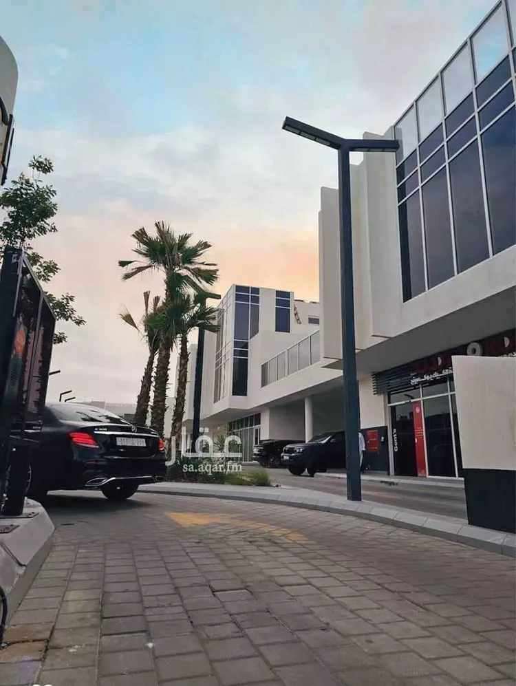 محل للإيجار في شارع الامير فيصل بن عبدالله بن عبدالرحمن, حي حطين, مدينة الرياض, منطقة الرياض صورة 2