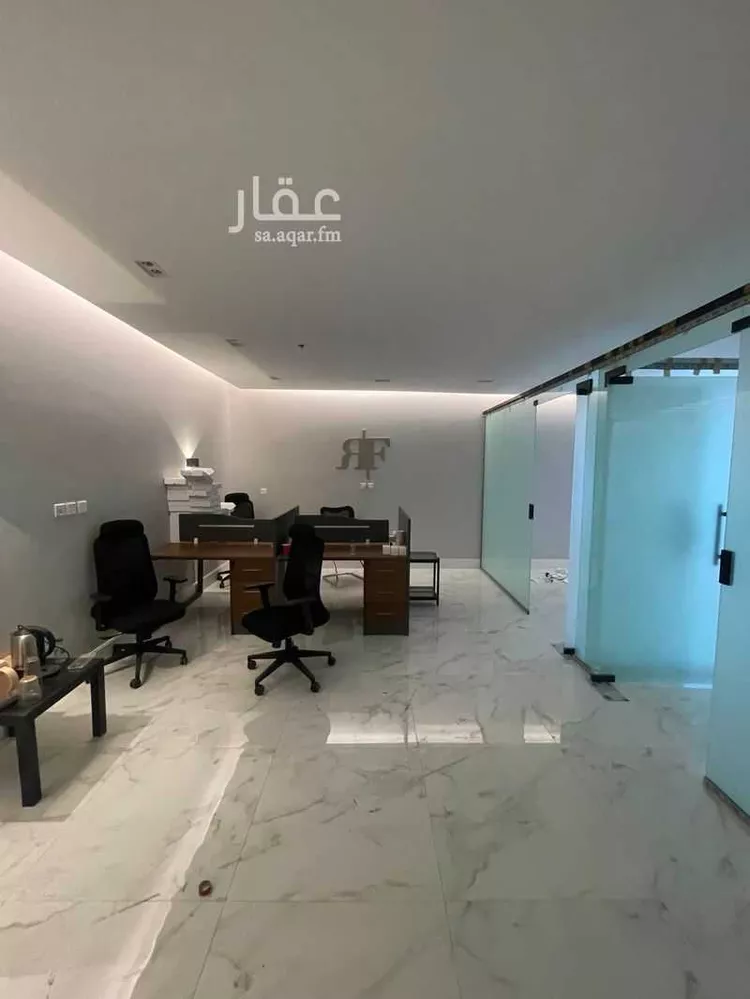 مكتب تجاري للإيجار في شارع الامير فيصل بن عبدالله بن عبدالرحمن, حي حطين, مدينة الرياض, منطقة الرياض صورة 3