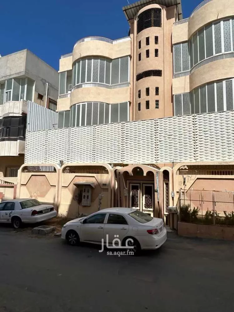 عمارة للبيع في شارع ابن شجاع, حي الحلقة الغربية, مدينة الطائف, منطقة مكة المكرمة صورة 2