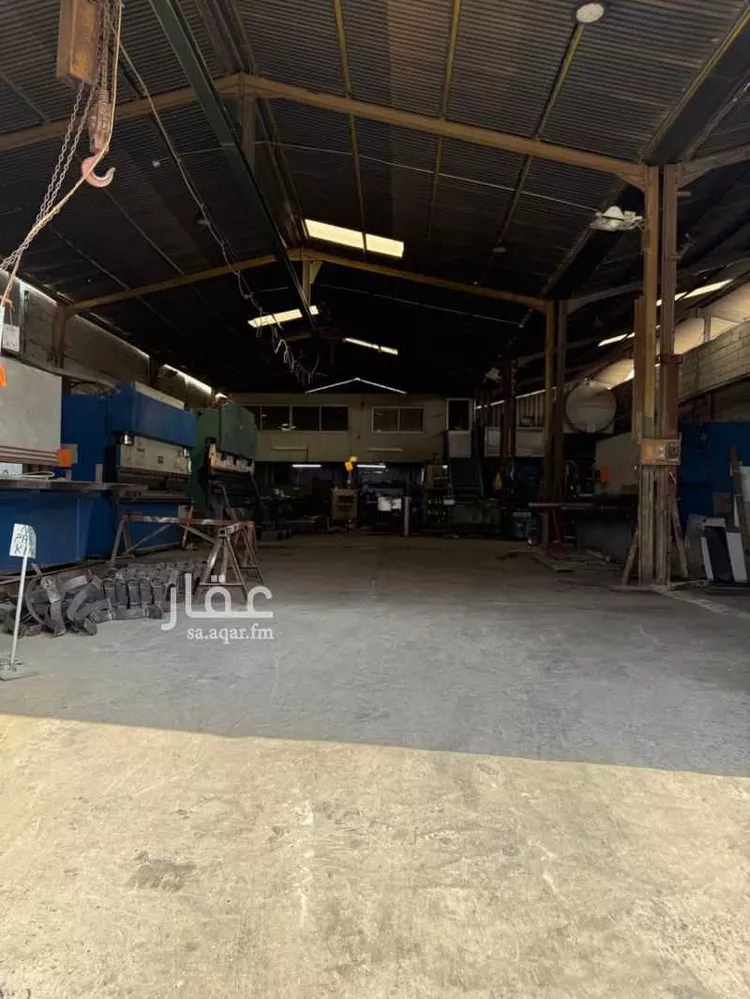 ورشة للبيع في شارع ابي بن كعب, حي الصناعية, مدينة الرياض, منطقة الرياض 7