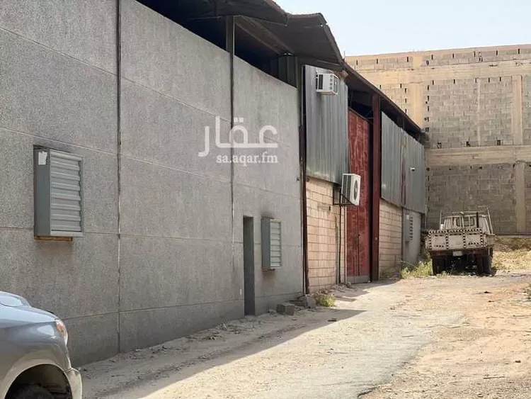 محل للبيع في شارع ابي بن كعب, حي الصناعية, مدينة الرياض, منطقة الرياض صورة 3