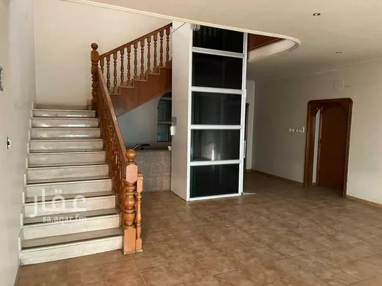 فيلا للإيجار في شارع الحكم بن نافع, حي الروضة, مدينة الرياض, منطقة الرياض