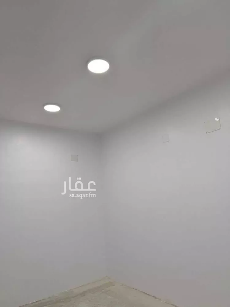 شقة للإيجار في شارع الفرزدق, حي قروى, مدينة الطائف, منطقة مكة المكرمة 13