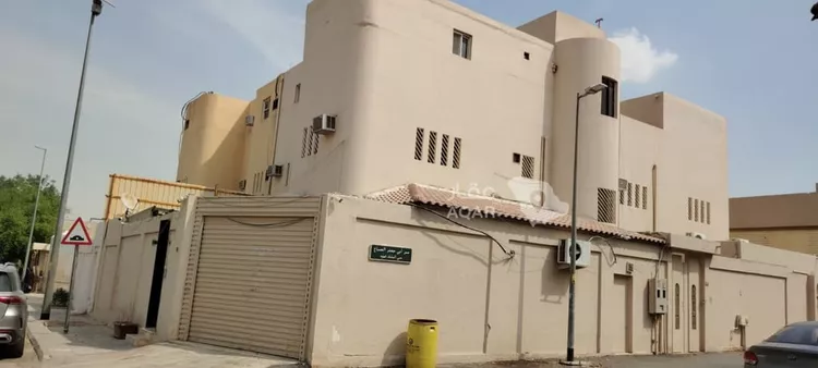 دور للبيع في شارع الشيخ محمد بن ابراهيم بن جبير ، حي الملك فهد ، الرياض ، منطقة الرياض